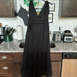 Black pleated midi dress